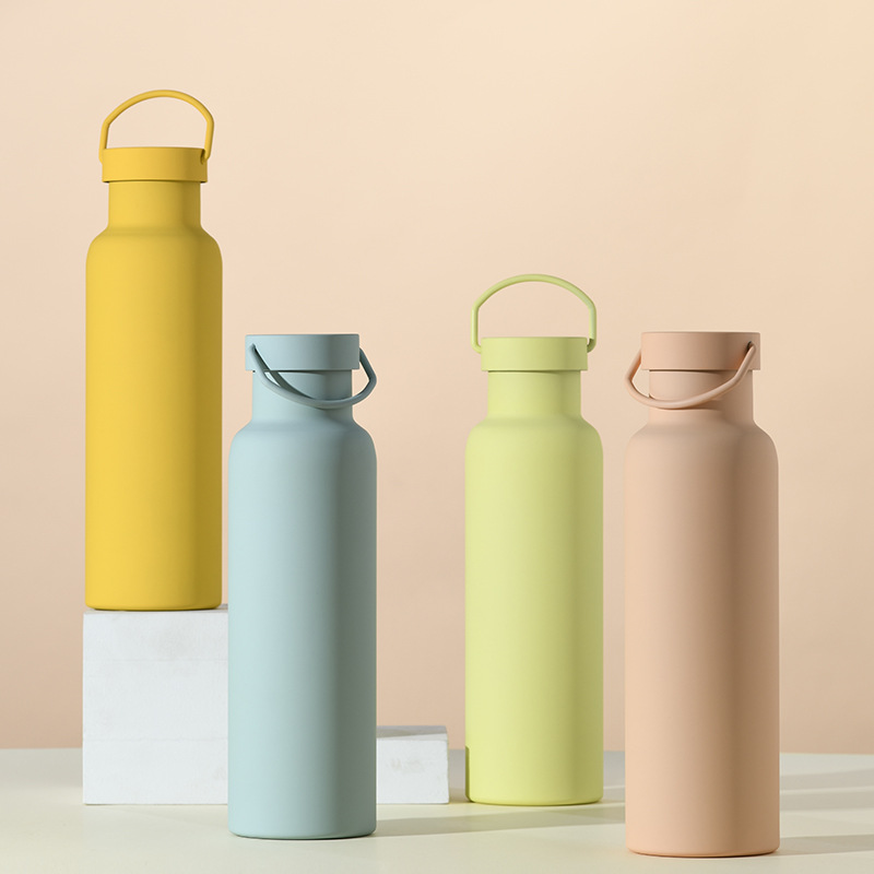 Butelki termiczne sportowe ze  – Water Bottle Blank recenzja i cena